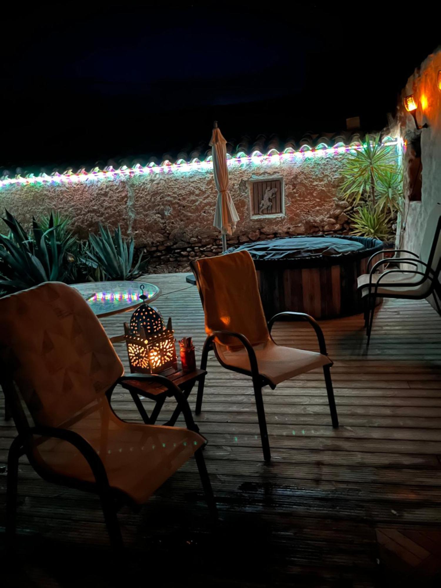 Ferienwohnung Cortijo Calma - Countryside Peace & Tranquility Oria Exterior foto